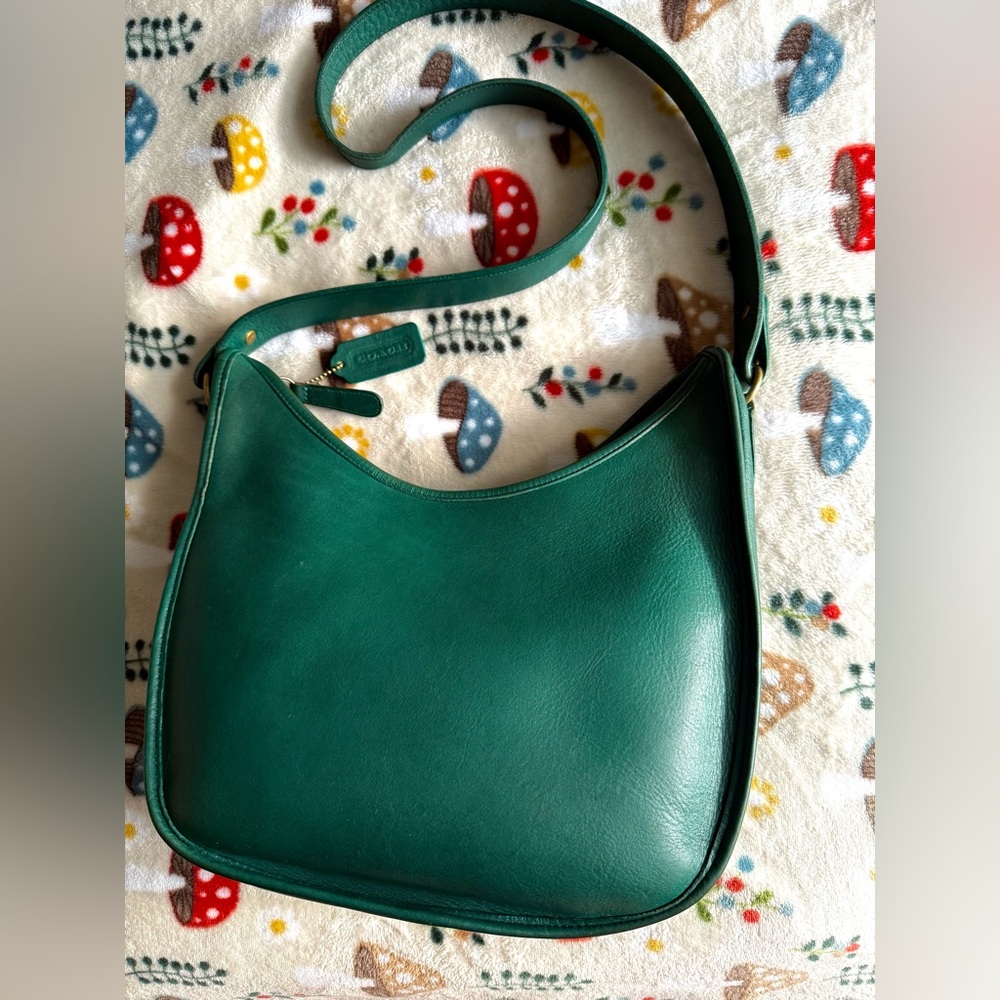 Vintage Coach Jade Becket 9920